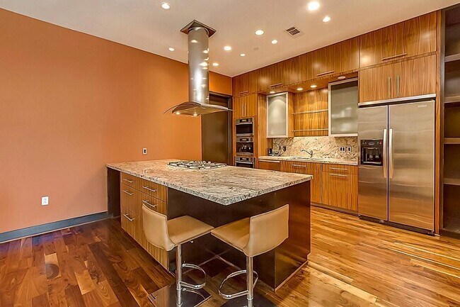 Foto del edificio - 1600 Post Oak Blvd