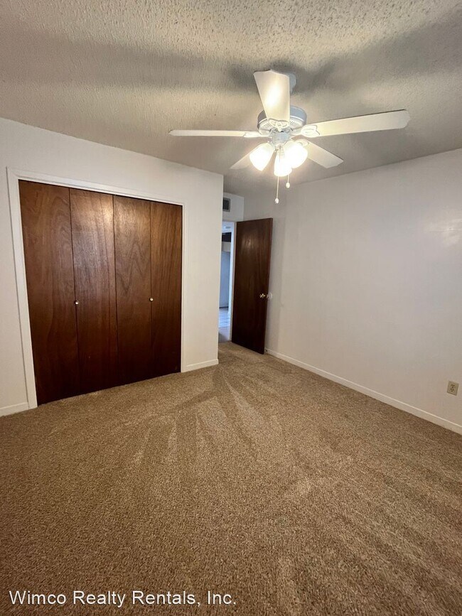 Building Photo - 2 br, 1 bath House - 130 Classic Ct.