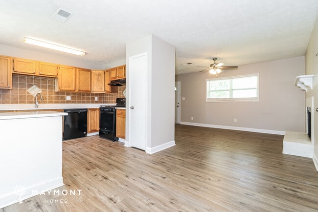 Building Photo - 3426 Estes Park Dr SW