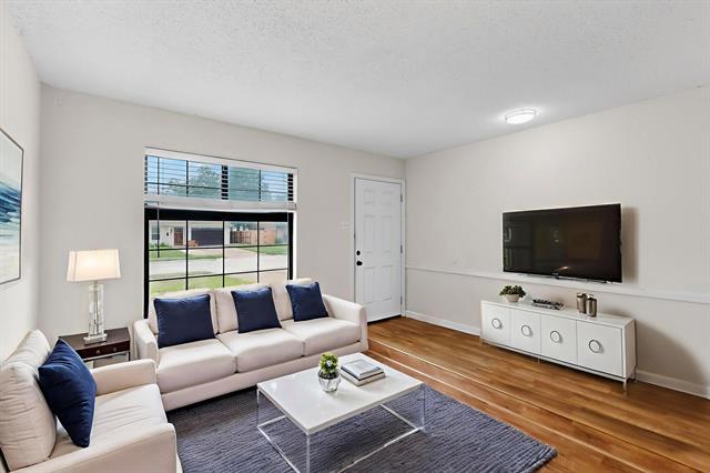 Foto del edificio - 1225 Briarcove Dr