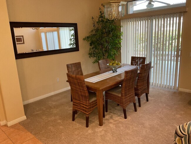 Building Photo - Beautiful 3 Bedroom House in Palm Dessert