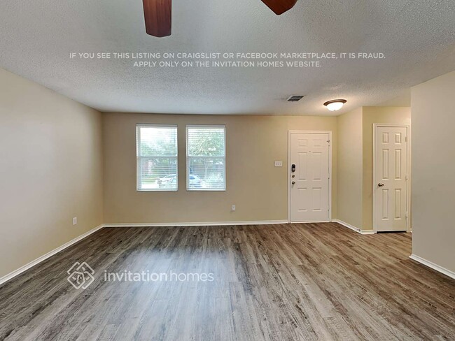 Foto del edificio - 3076 Misty Ridge Ln