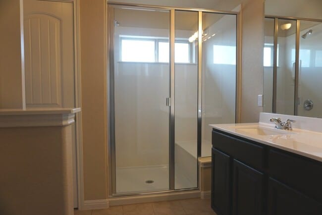 Building Photo - 1429 Bess Cove
