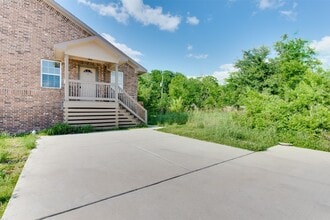 Building Photo - 5405 Groveton St