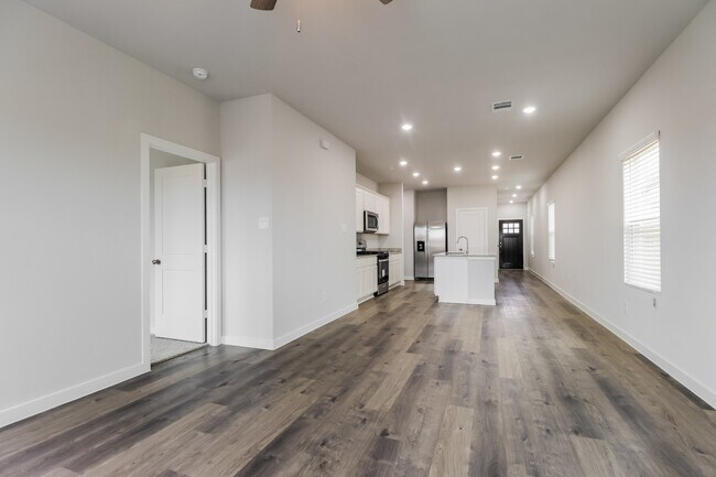 Foto del edificio - 17322 Gentle Doves Ln