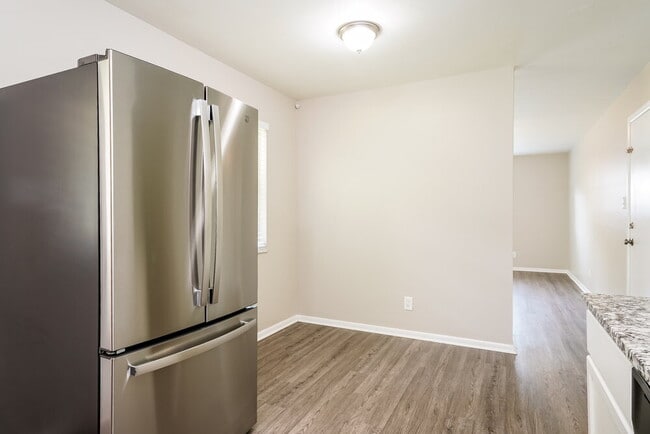 Foto del edificio - 507 Green Valley Dr