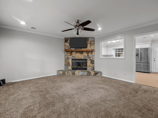 Building Photo - 13 Sunridge Ct