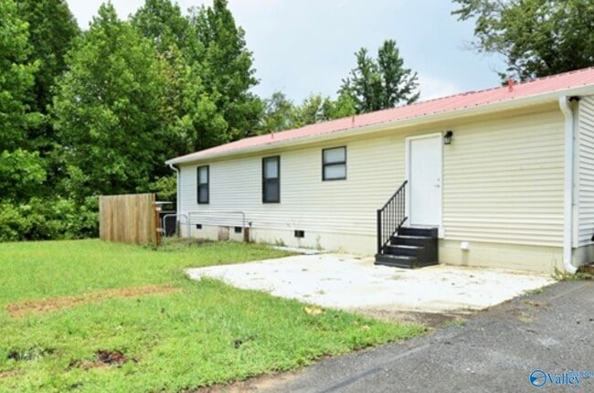 Foto del edificio - 2020 Ridge Crest Dr