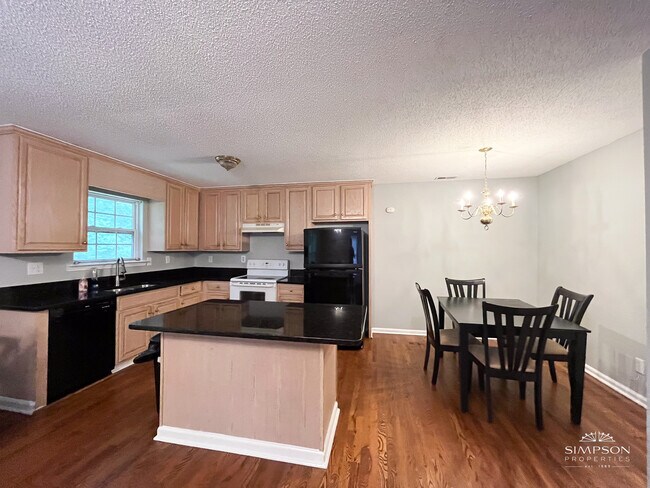 Foto del edificio - 6238 King George Dr