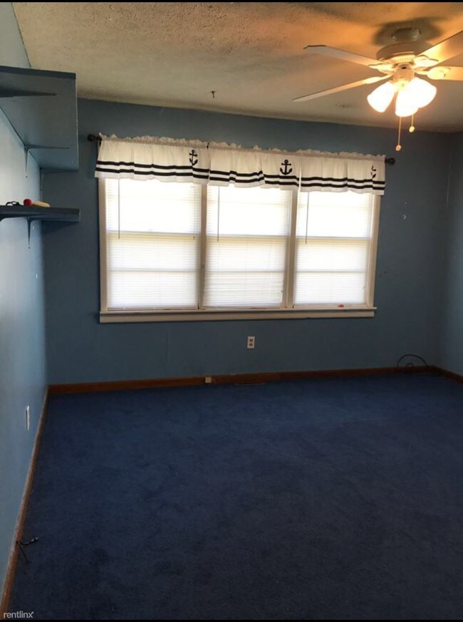 Foto del edificio - 4208 Cogswell Ave