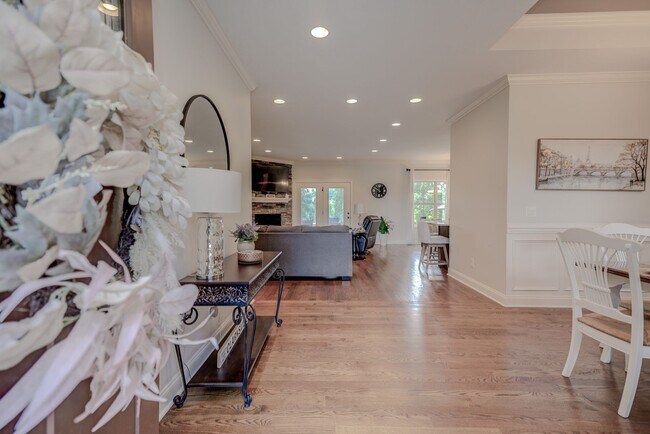 Foto del edificio - Fully Furnished, Short Term Rental, 1 Month Mimimum