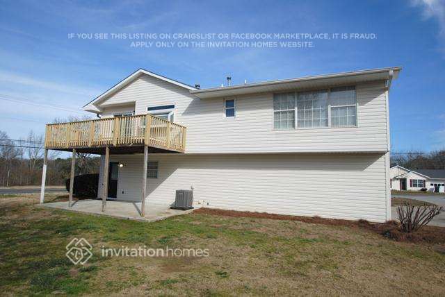 Building Photo - 1940 Winners Cir