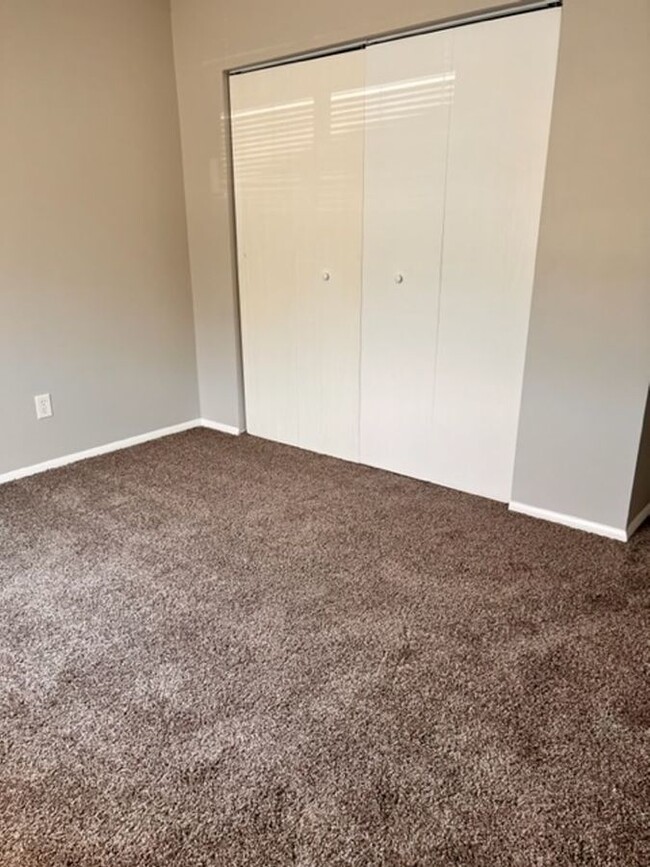 Foto del edificio - 1167 Abbey Ln
