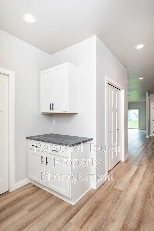 Building Photo - 6710 68th St S