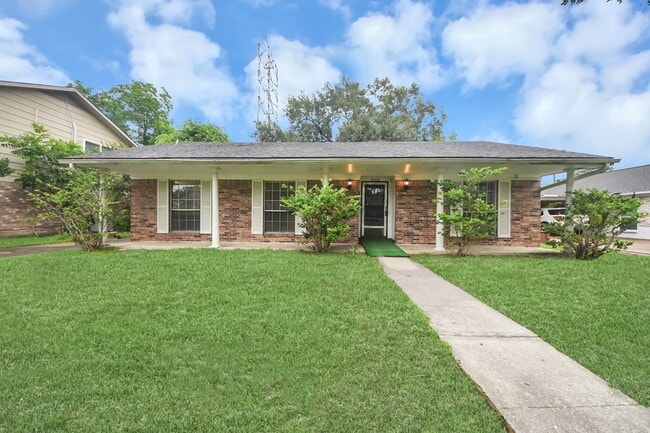 Building Photo - 9126 Willow Meadow Dr