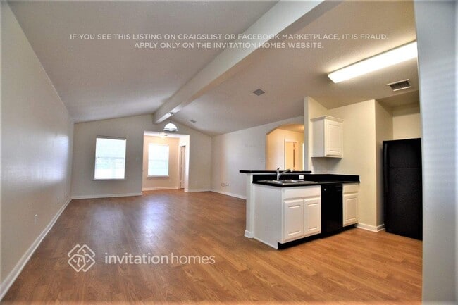 Building Photo - 4043 Pedernales River Ln