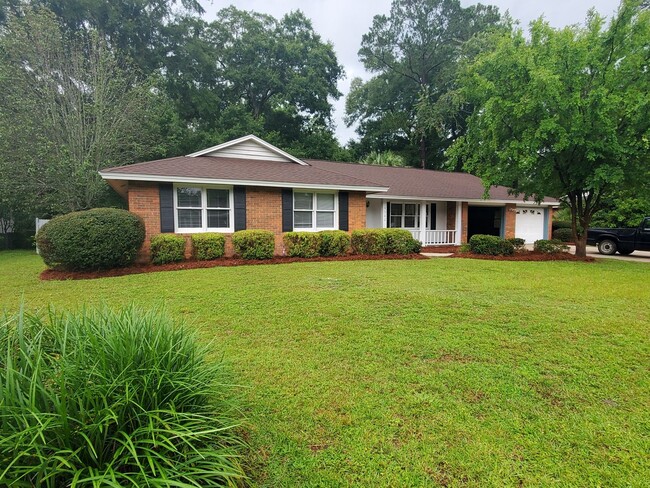 Building Photo - Your Perfect Rental Home in Valdosta, GA