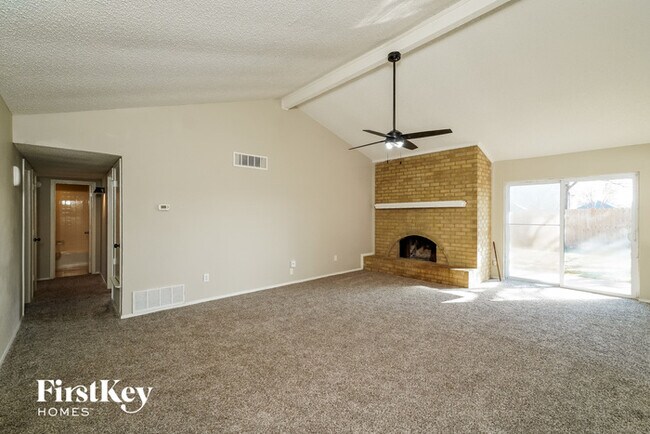 Building Photo - 7345 Southridge Trail