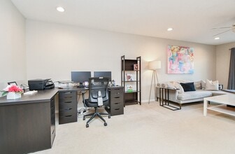 Building Photo - 2700 Bellefontaine