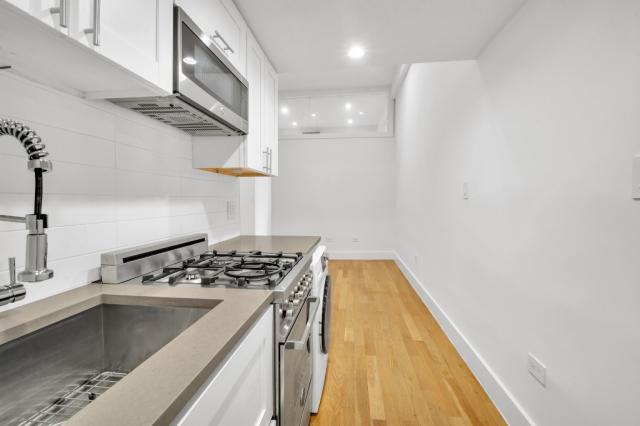 Foto principal - 1 bedroom in New York NY 10010