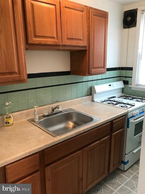 Foto del edificio - 2124 Shallcross St