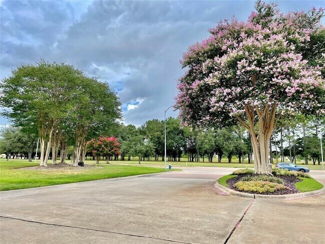 Foto del edificio - 14127 Grovemist Ln