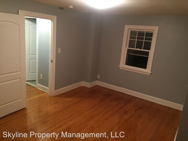 Building Photo - 3 br, 1 bath House - 106 Waverly Street