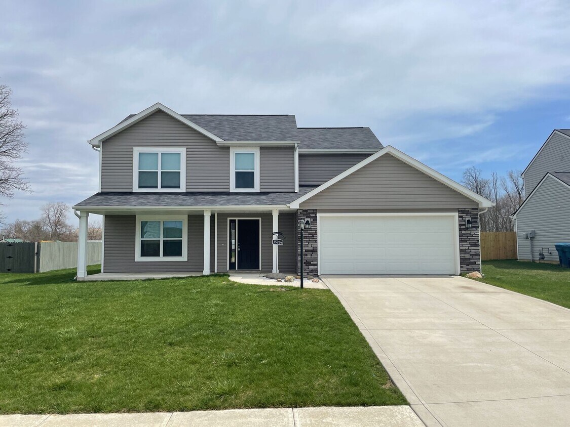 15266 Delphinium Pl, Huntertown, IN 46748 House Rental in Huntertown