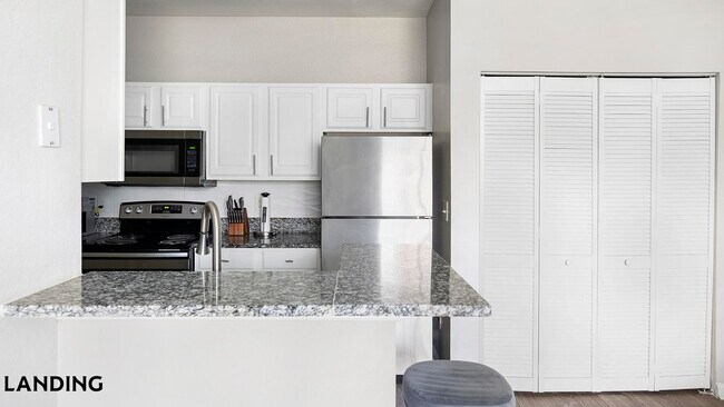 Foto del edificio - 261 Veterans Pkwy