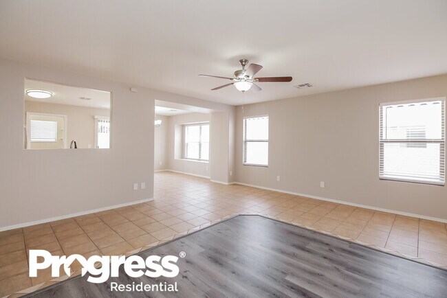 Building Photo - 11260 E Emelita Ave