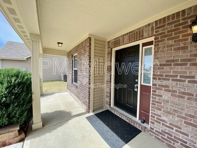 Foto del edificio - 8014 Harshaw Dr