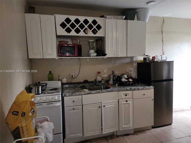 Foto del edificio - 4795 NW 42nd St