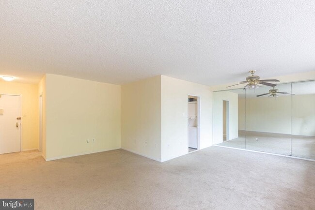 Building Photo - 3705 S George Mason Dr