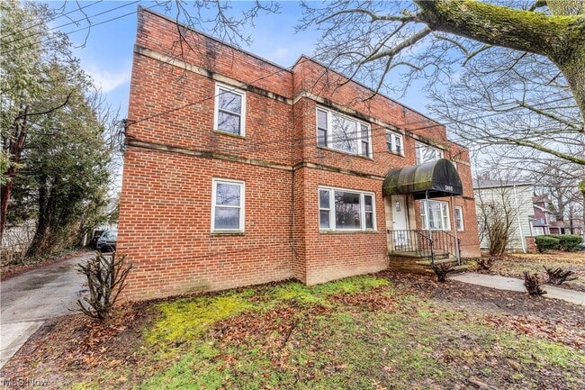 Building Photo - 2490 Noble Rd