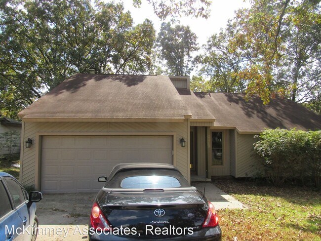 Building Photo - 3 br, 2 bath House - 1013 Nicole Dr