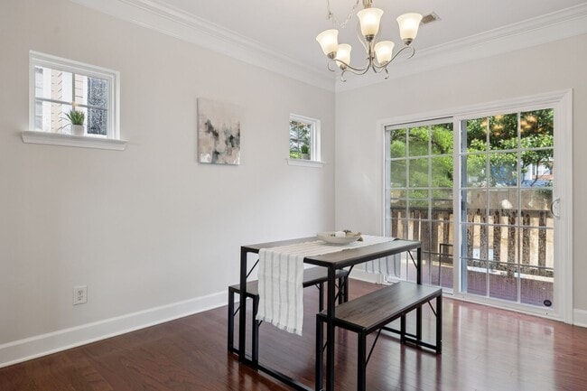 Building Photo - 7513 Lords Chapel Dr