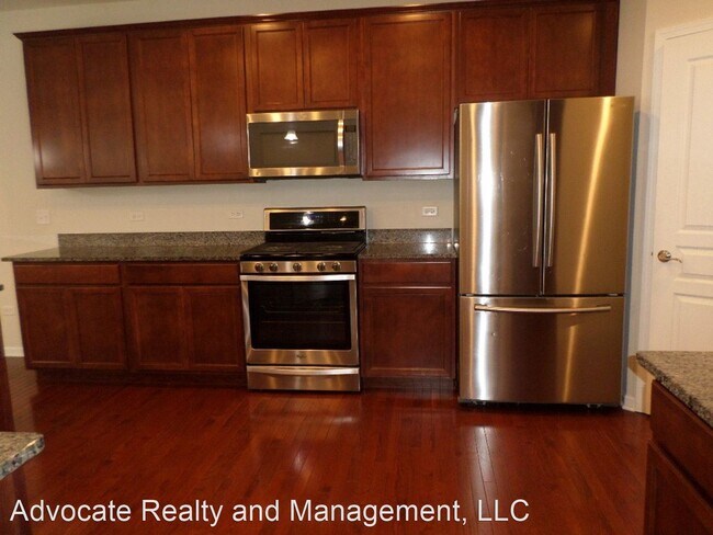 Building Photo - 5 br, 3 bath House - 3439 Birch Lane
