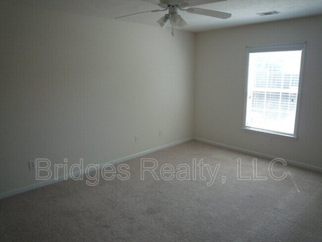 Building Photo - 7018 Antilles Dr