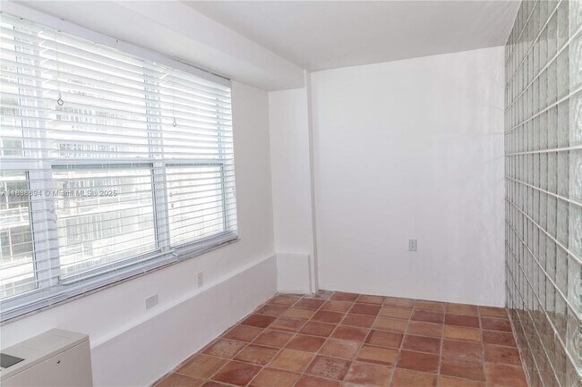 Foto del edificio - 1250 West Ave
