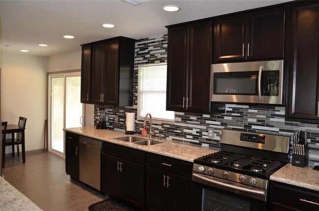 Building Photo - 4046 Omeara Dr
