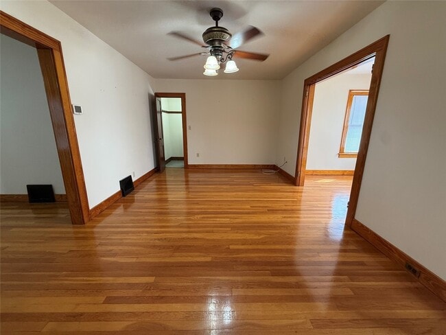 Foto del edificio - 23 Linden St