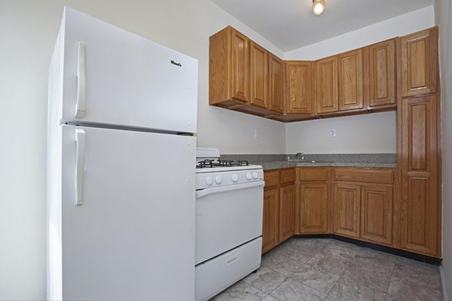 Kitchen - 1650 Third Ave