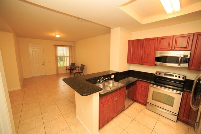 Kitchen - 4501 Mimosa Terrace