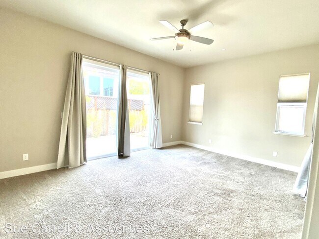 Building Photo - 4 br, 3 bath House - 1837 Palisades Dr.