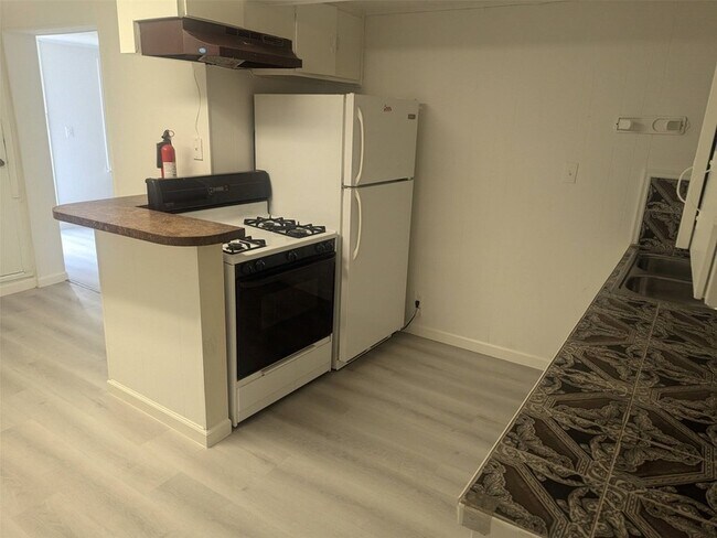 Foto del edificio - 1112 Ave M 1/2