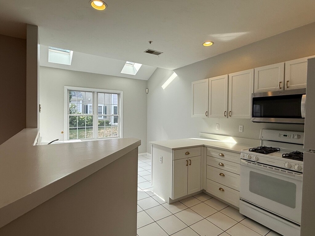 Photo - 37 Village Dr (Quincy, MA)