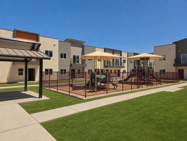 Building Photo - Echo Ridge
