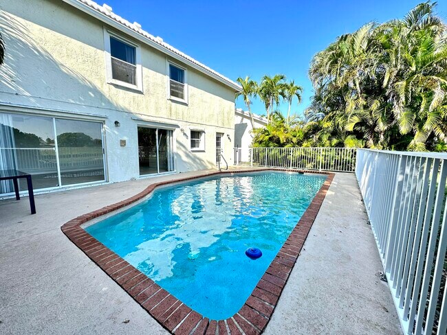 Building Photo - 2698 Linkside Dr