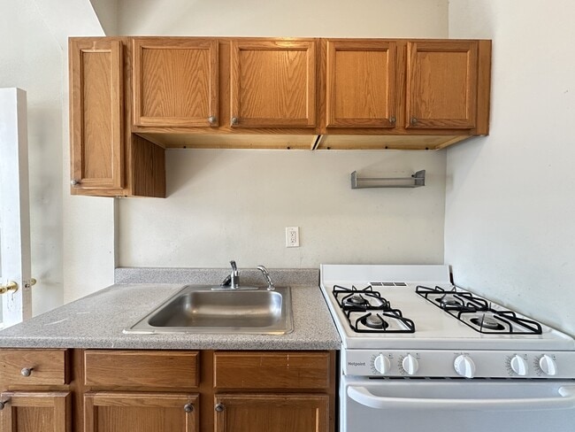 Foto del edificio - 4856 N Damen Ave