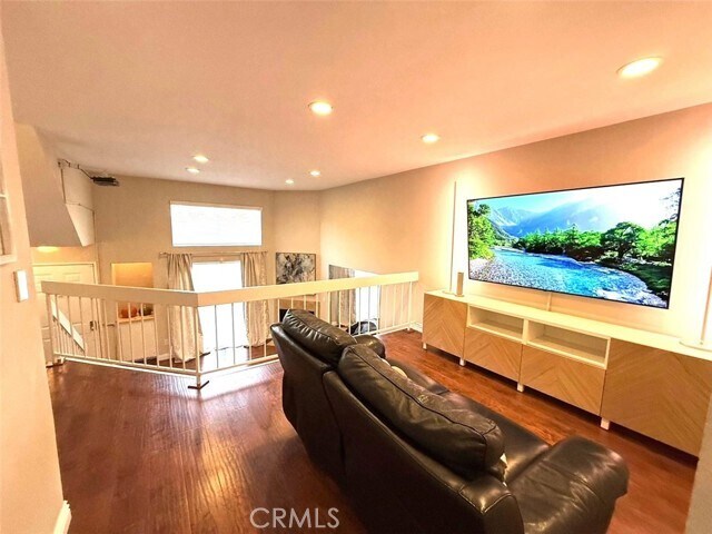 Foto del edificio - 13018 Sycamore Village Dr